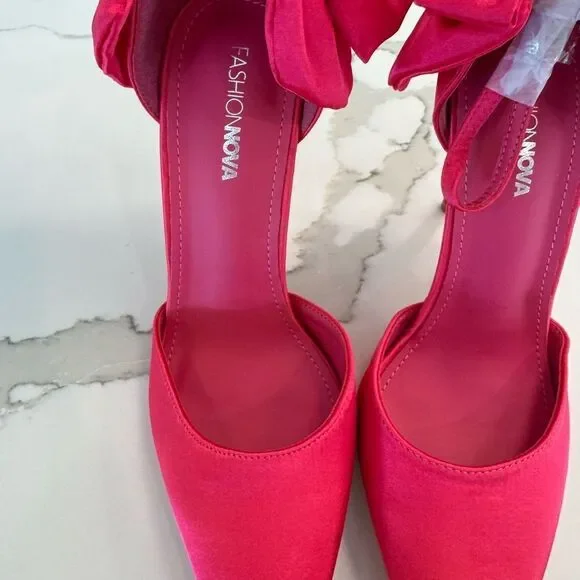 Pink Bow Heels - Picture 4 of 7